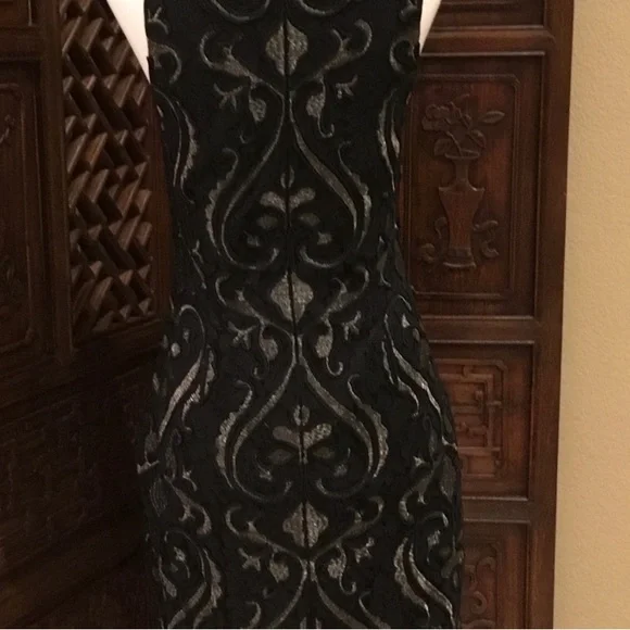 🌹 ENDLESS ROSE DRESS Size Small - Picture 5 of 5